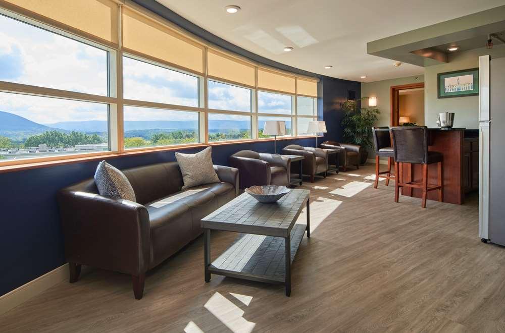 The Penn Stater And Conference Center 4*